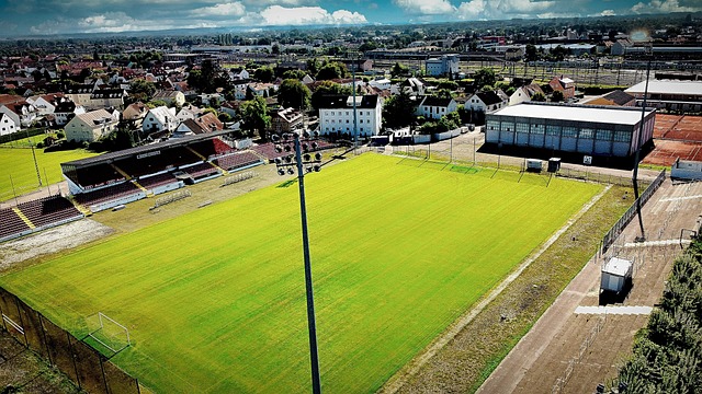 始终难以形 始终难以形